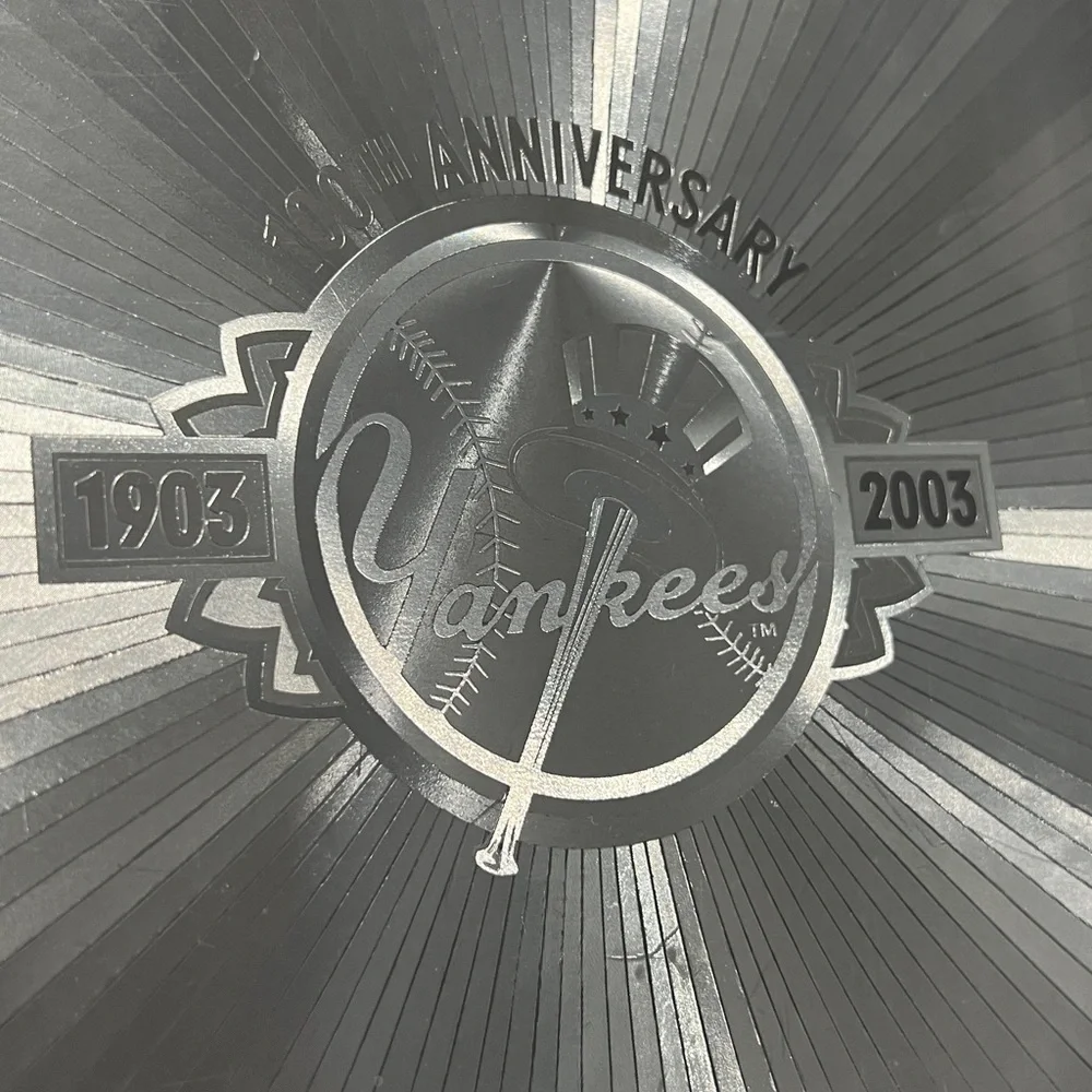 🔥⚾️ Vintage 2003 NEW YORK YANKEES MLB  Official Yearbook 100th Anniversary - EUC